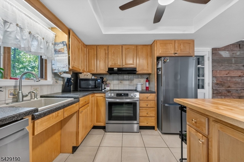 886 Old Chester Road Far Hills, NJ 07931 - Photo 9 of 32