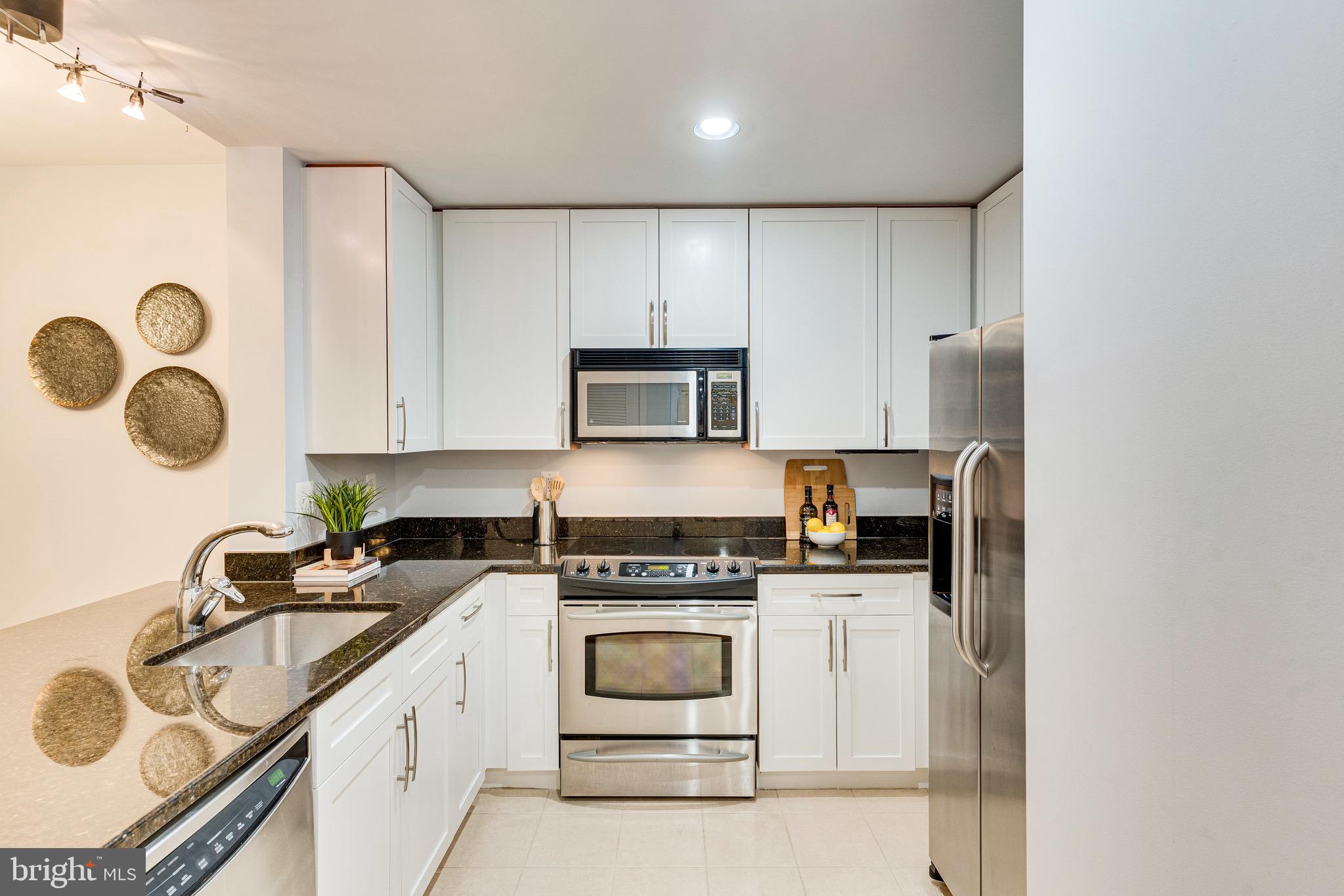 4101 Albemarle Street Northwest, Unit 331 Washington, DC 20016 - Photo 3 of 43