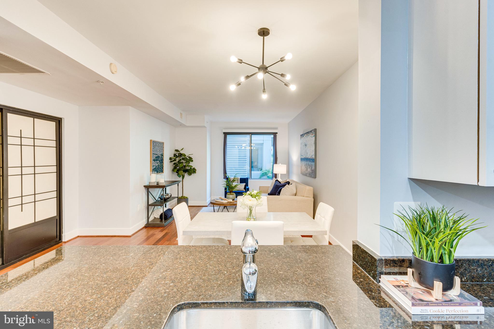 4101 Albemarle Street Northwest, Unit 331 Washington, DC 20016 - Photo 4 of 43