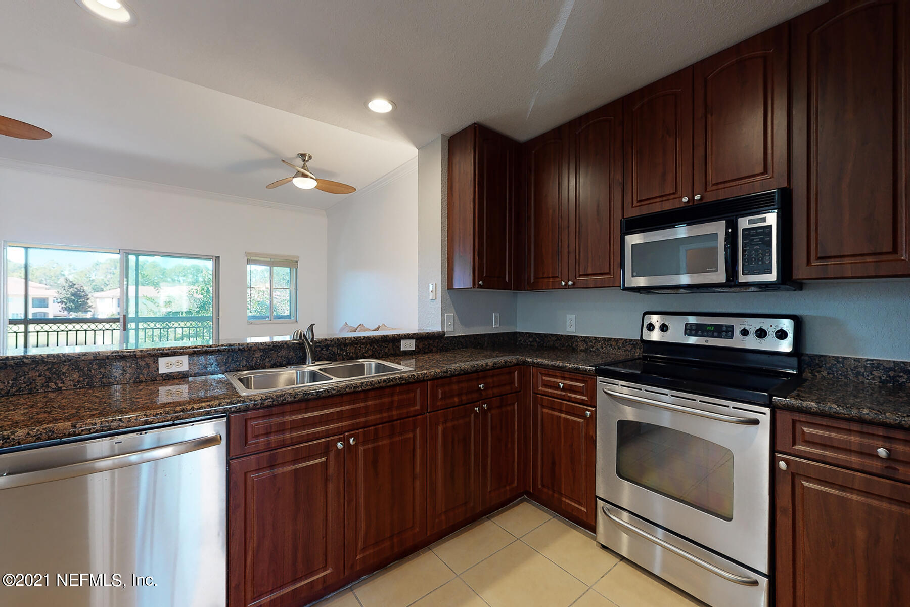 9745 Touchton Road, Unit 3327 Jacksonville, FL 32246 - Photo 7 of 44 Kitchen a