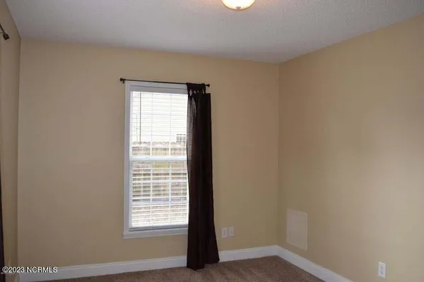$2,025 | 224 Shellbank Drive, Sneads Ferry, NC 28460
