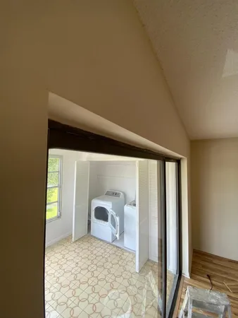 $1,950 | 9440 Southwest 8th Street, Unit 401, Boca Raton, FL 33428