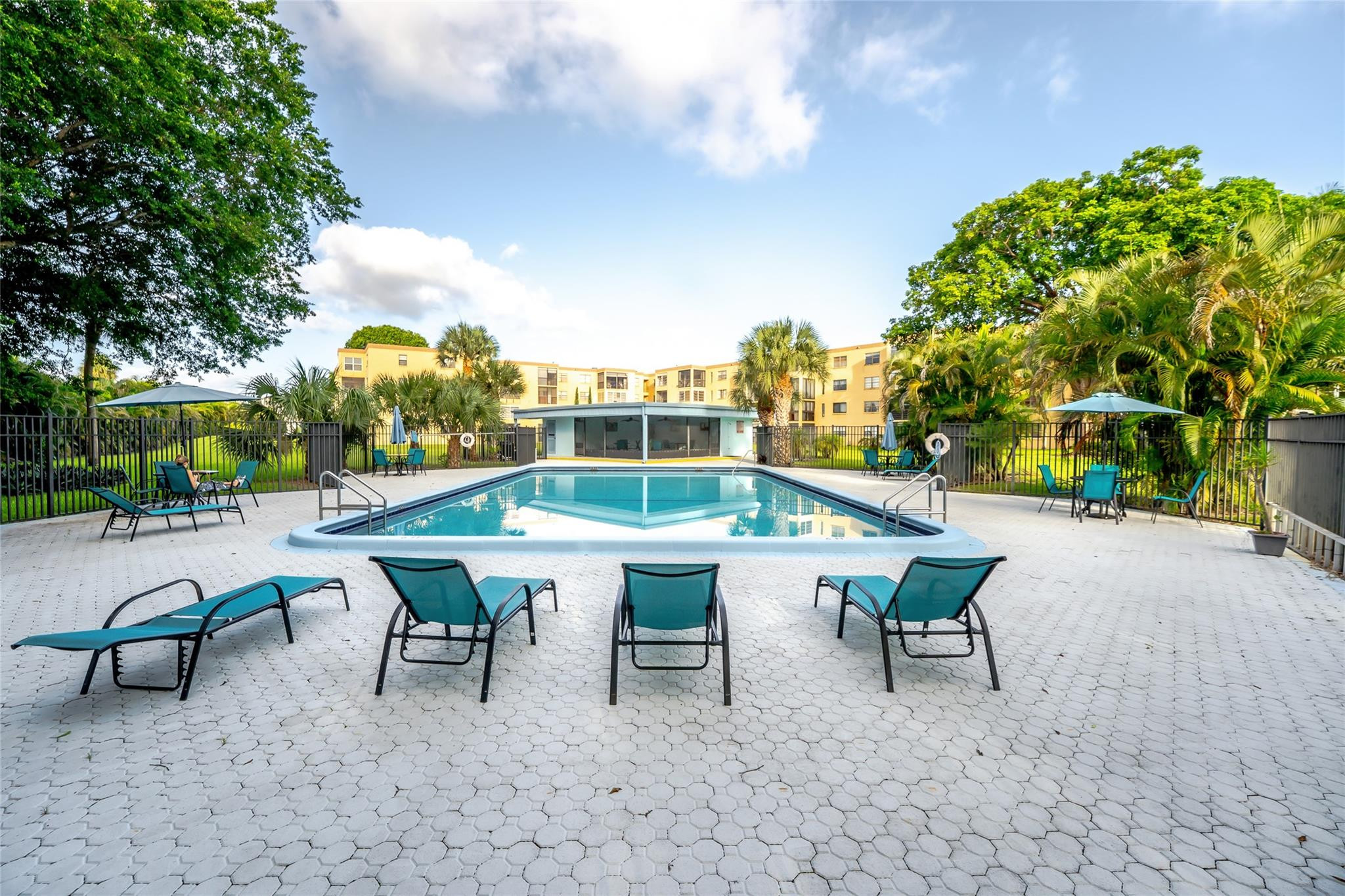 9440 Southwest 8th Street, Unit 401 Boca Raton, FL 33428 - Photo 8 of 18 Photo 8