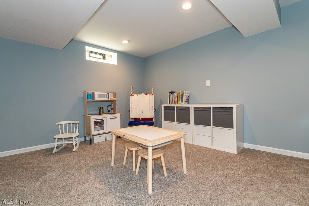 3080 Gale Road Willoughby, OH 44094 - Photo 23 of 45 Game room featuring dark carpet