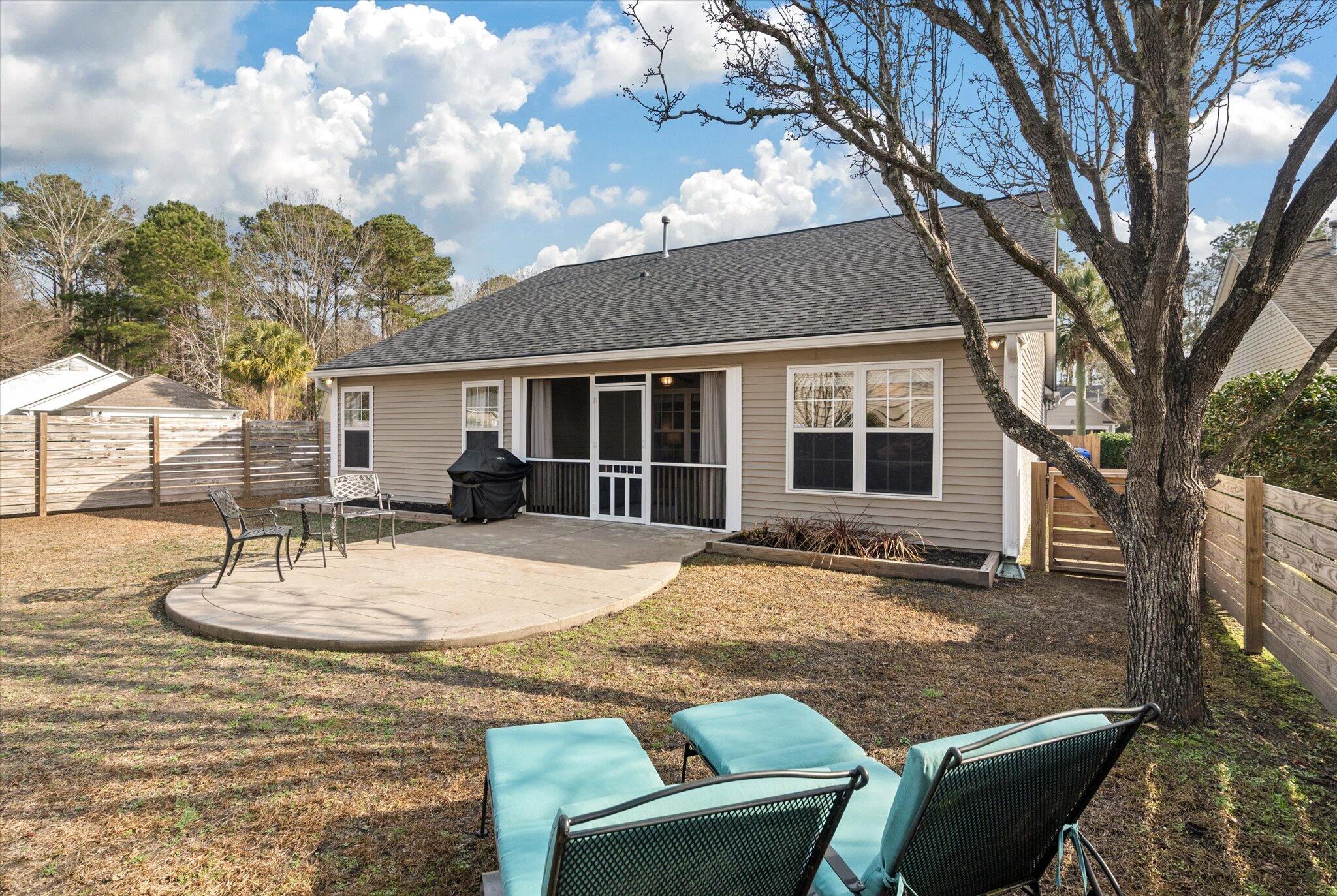 1505 Wellesley Circle Mount Pleasant, SC 29466 - Photo 23 of 40 24-1505 Wellesley_e_Lowcountry_Exposure-