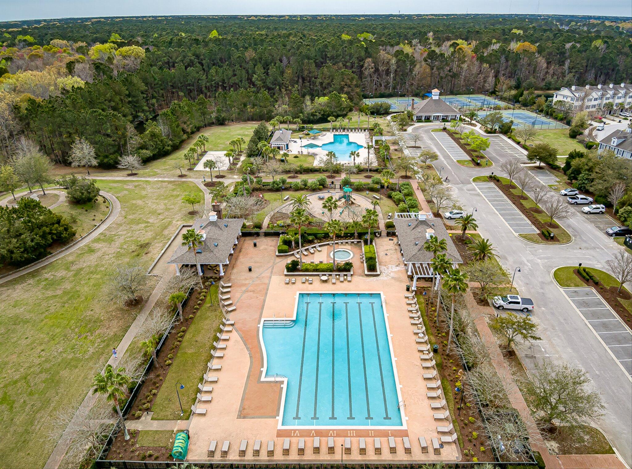 1505 Wellesley Circle Mount Pleasant, SC 29466 - Photo 33 of 40 34-park west amenities-10