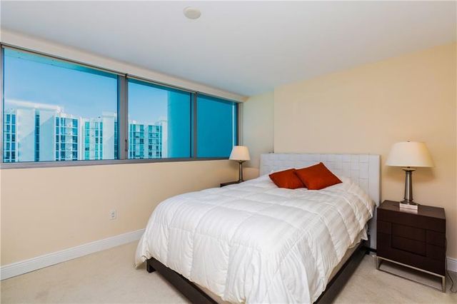 $570,000 | 2950 Northeast 188th Street, Unit 508, Aventura, FL 33180