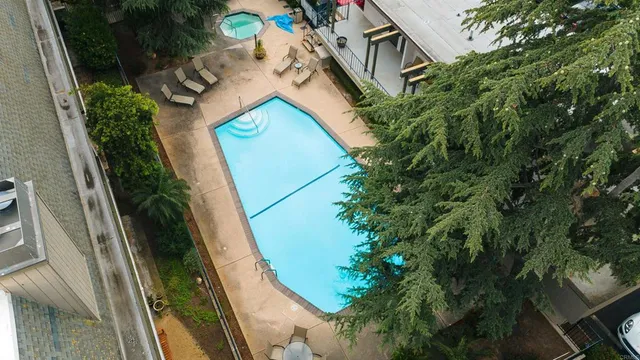 $749,000 | 2537 Navarra Drive, Unit 9B, Carlsbad, CA 92009