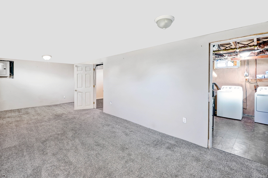 232 East Street Springfield, MA 01104 - Photo 24 of 34