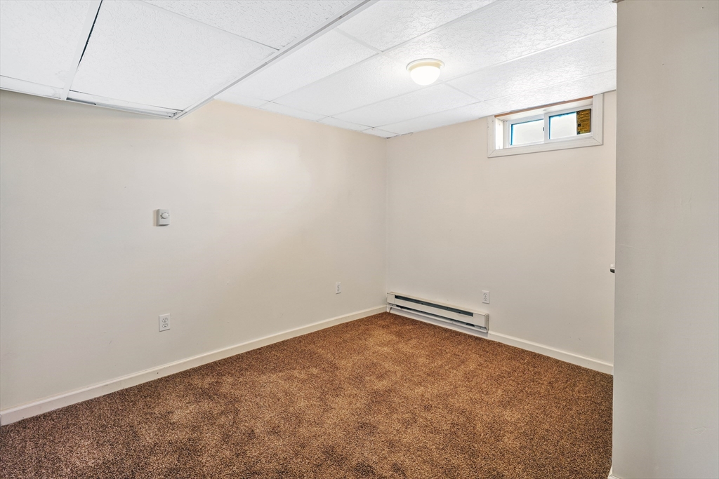 232 East Street Springfield, MA 01104 - Photo 28 of 34