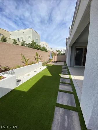 $4,900 | 695 Daylight Ridge Court, Henderson, NV 89052