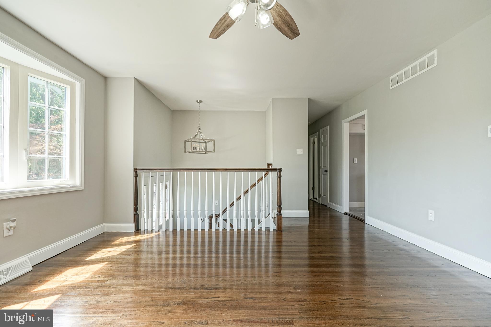 14 Ticonderoga Road Laurel Springs, NJ 08021 - Photo 3 of 31