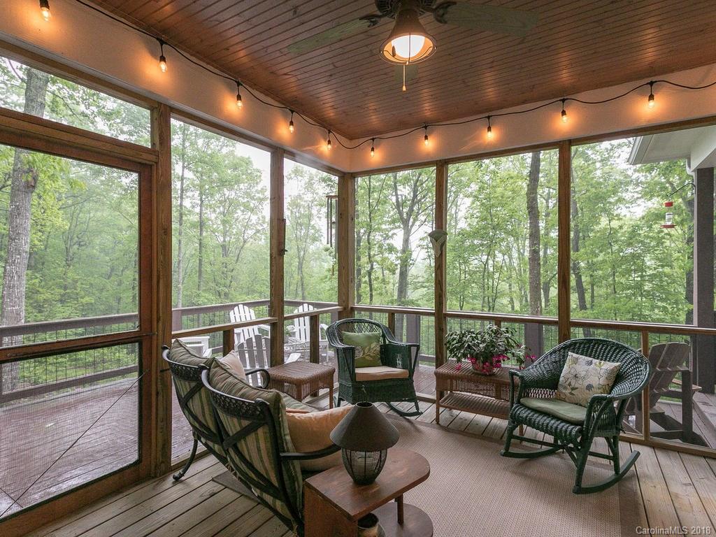 194 Dotson Road Fairview, NC 28730 - Photo 15 of 36 Gallery Image 15