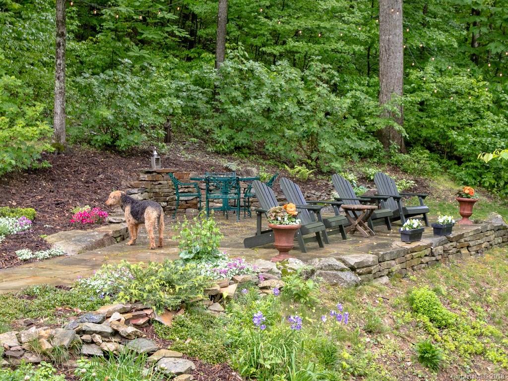 194 Dotson Road Fairview, NC 28730 - Photo 28 of 36 Gallery Image 28