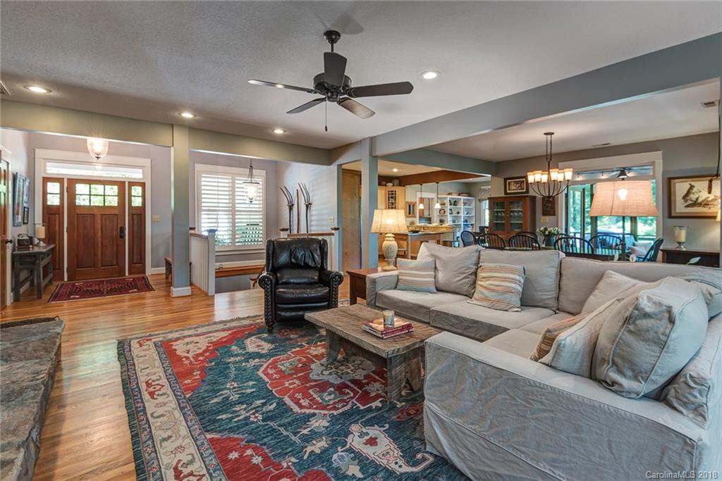 194 Dotson Road Fairview, NC 28730 - Photo 6 of 36 Gallery Image 6