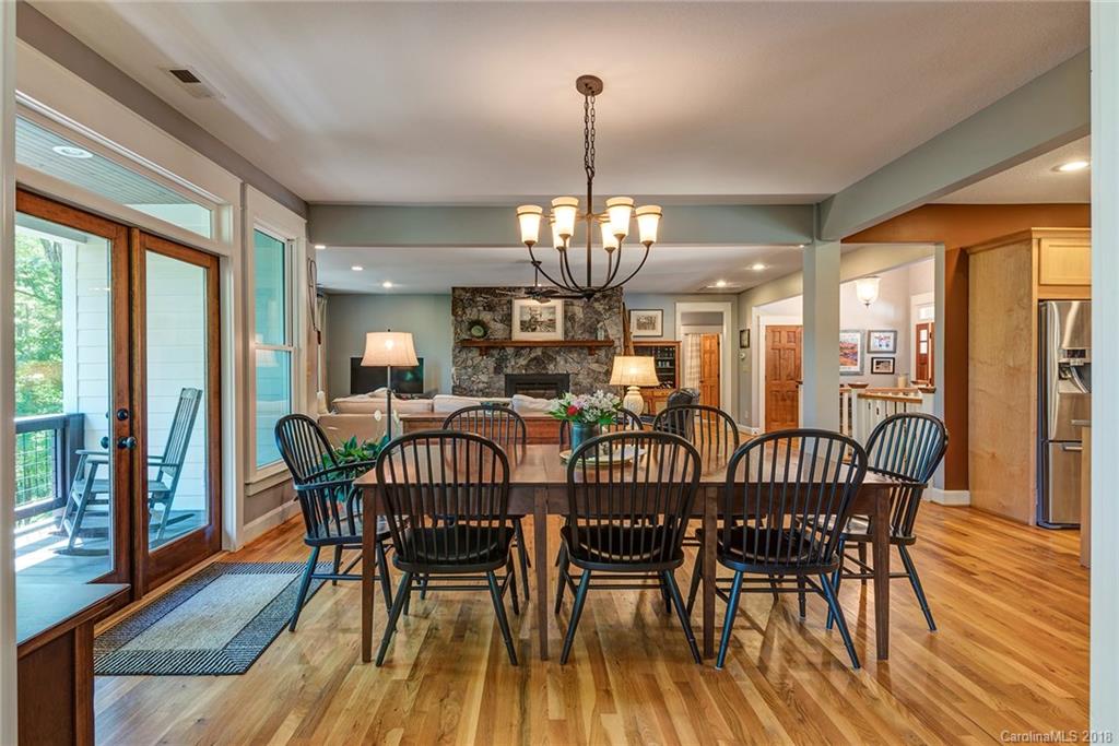 194 Dotson Road Fairview, NC 28730 - Photo 8 of 36 Gallery Image 8