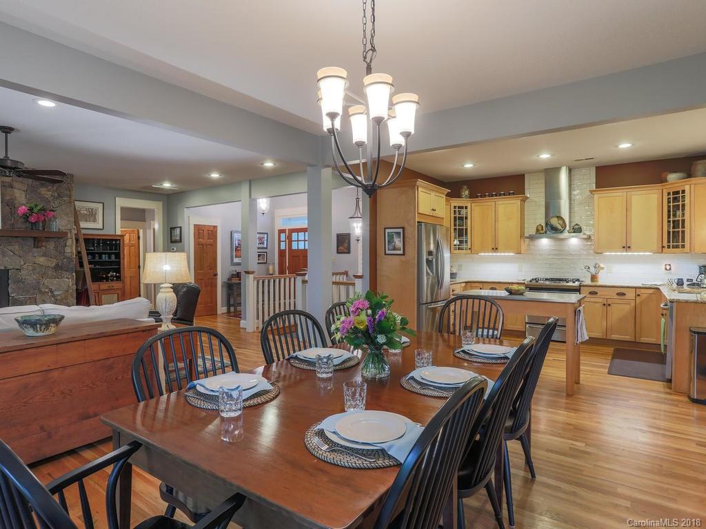194 Dotson Road Fairview, NC 28730 - Photo 10 of 36 Gallery Image 10