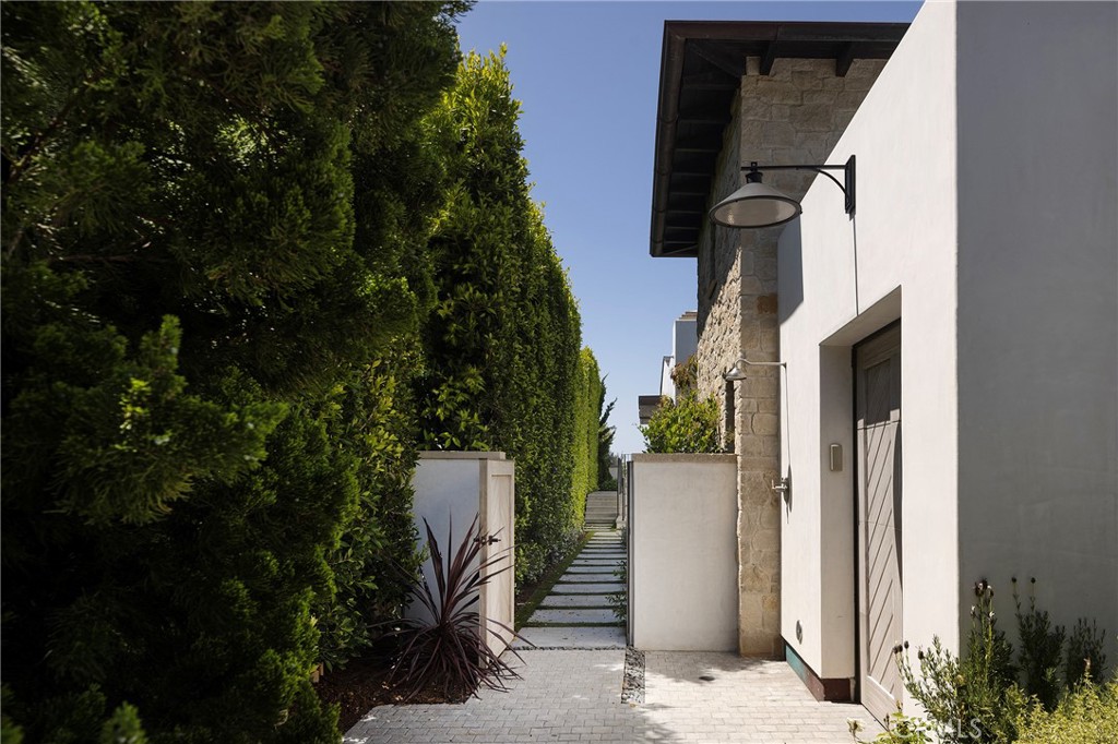 7 Seabreeze Terrace Dana Point, CA 92629 - Photo 60 of 67