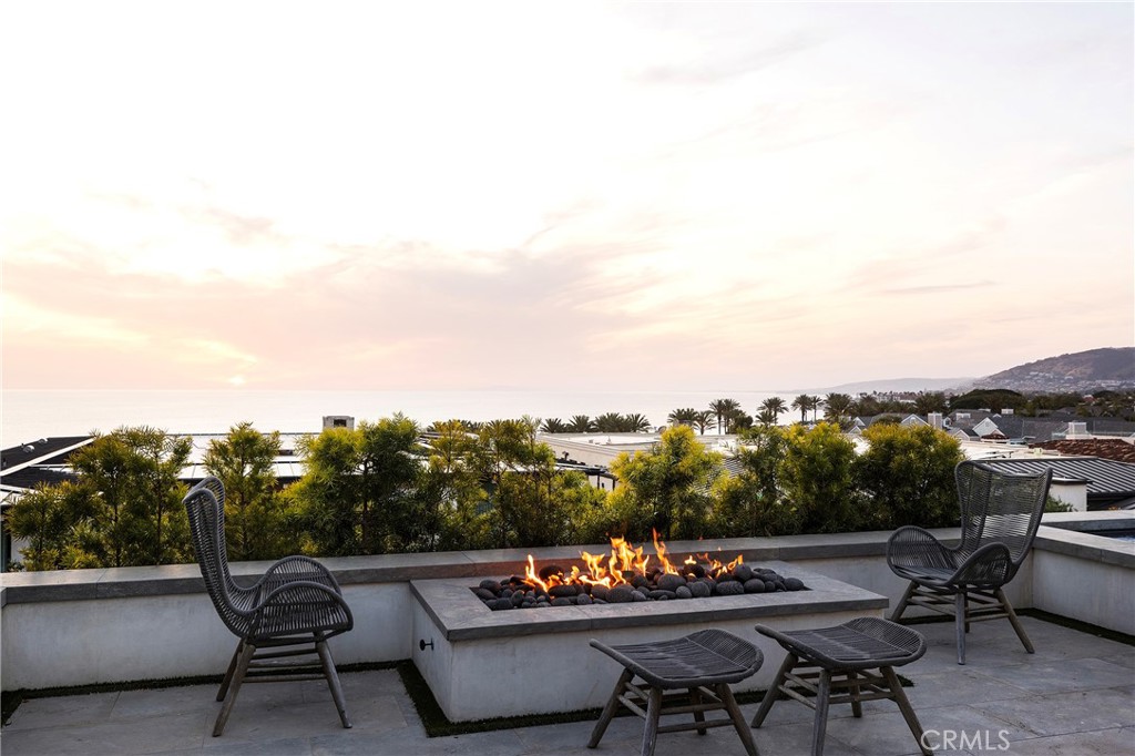 7 Seabreeze Terrace Dana Point, CA 92629 - Photo 6 of 67