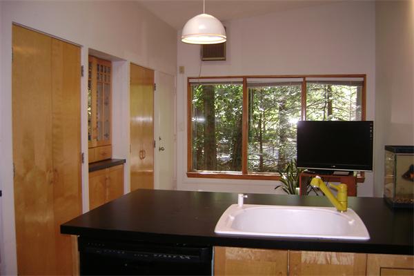 4 Grimes Road Lexington, MA 02420 - Photo 3 of 12