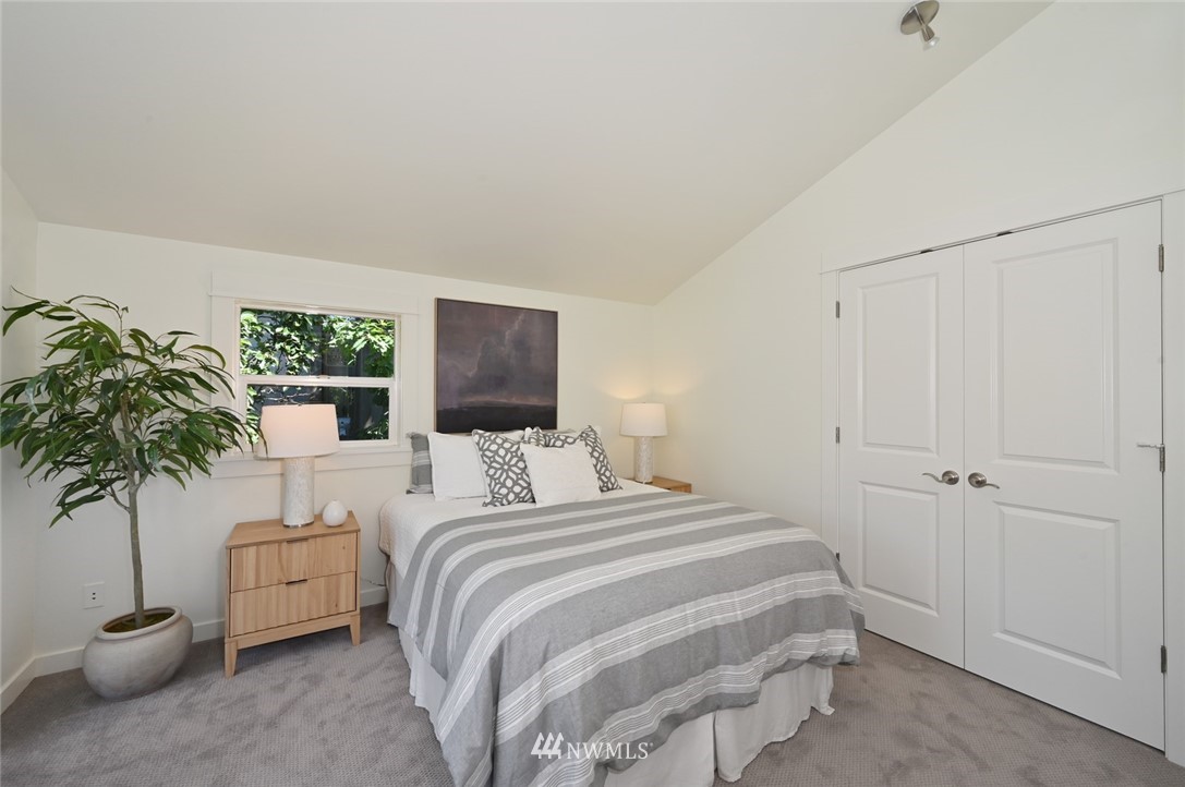 4809 Stone Way North, Unit B Seattle, WA 98103 - Photo 23 of 33 Gallery Image 23