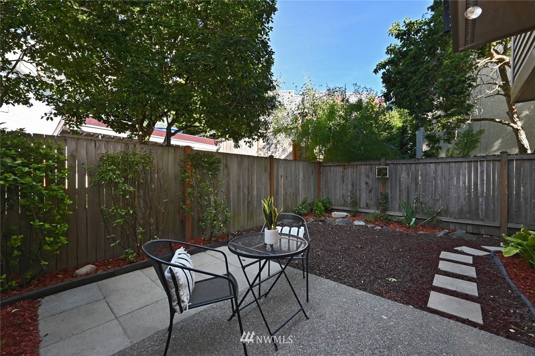 4809 Stone Way North, Unit B Seattle, WA 98103 - Photo 5 of 33 Gallery Image 5