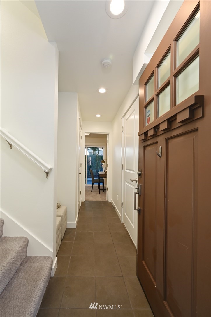 4809 Stone Way North, Unit B Seattle, WA 98103 - Photo 7 of 33 Gallery Image 7