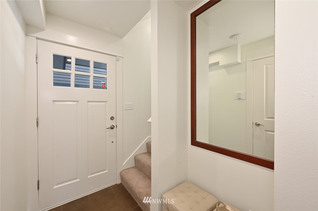 4809 Stone Way North, Unit B Seattle, WA 98103 - Photo 8 of 33 Gallery Image 8