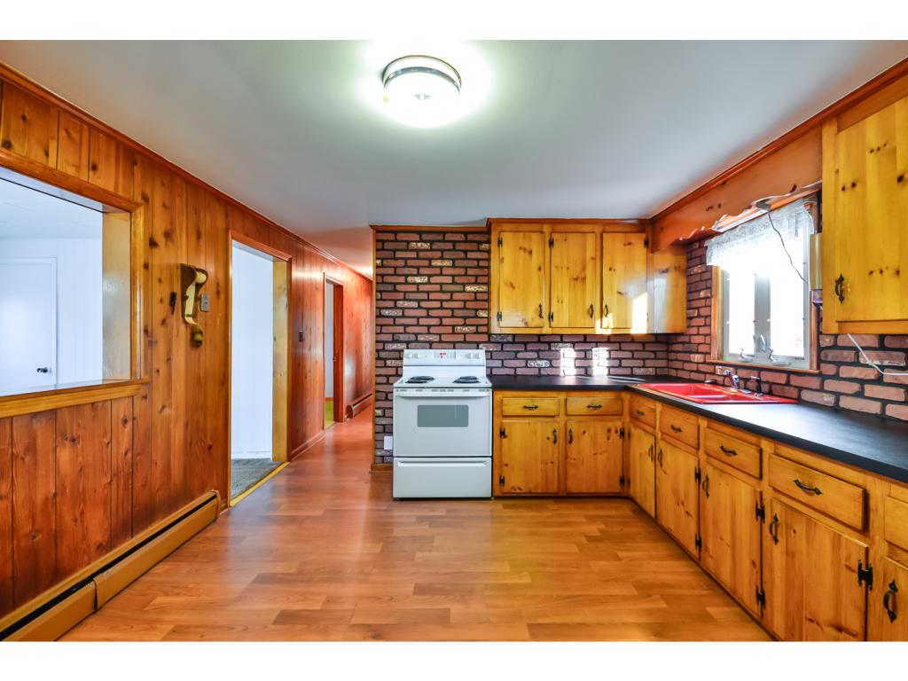 5 Maclarnon Road Salem, NH 03079 - Photo 6 of 35 Gallery Image 6