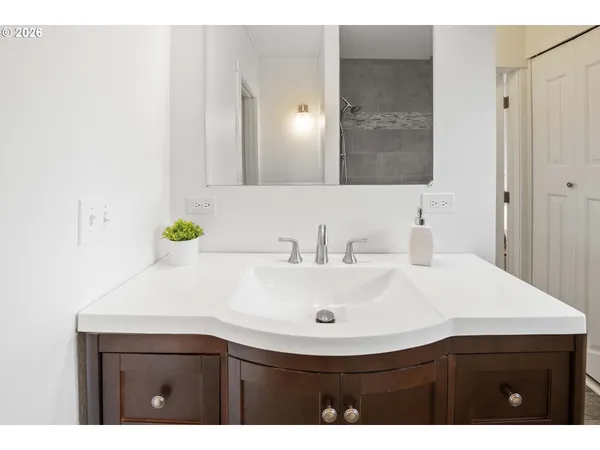 $567,000 | 886 Florence Avenue, Astoria, OR 97103