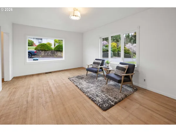 $567,000 | 886 Florence Avenue, Astoria, OR 97103