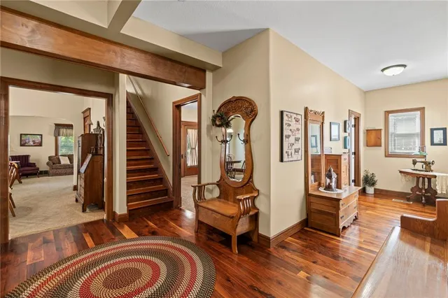 $1,900,000 | 604 North Buckner Tarsney Road, Buckner, MO 64016