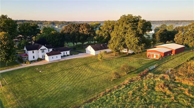 $1,900,000 | 604 North Buckner Tarsney Road, Buckner, MO 64016