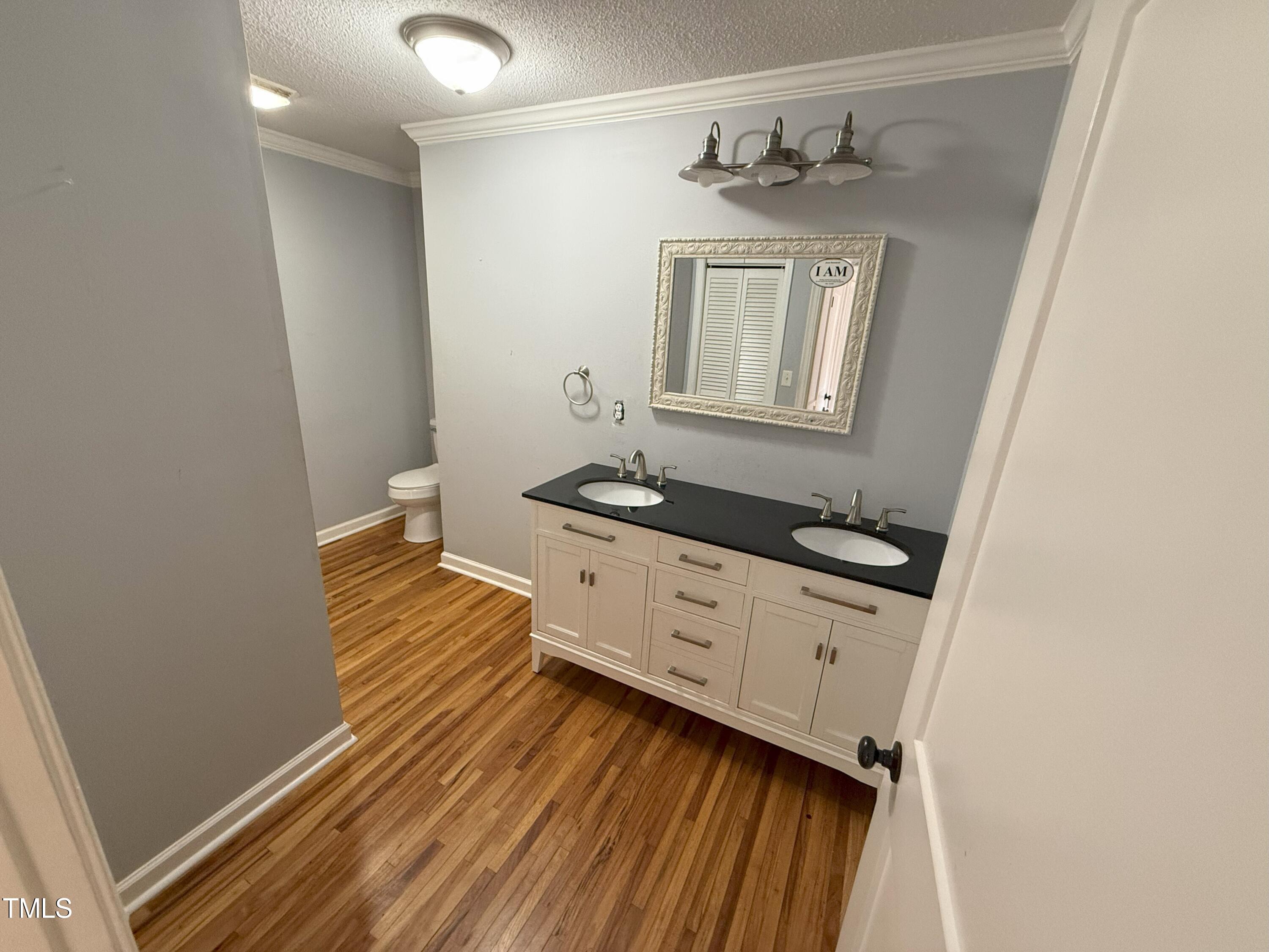 502 East J Street Erwin, NC 28339 - Photo 7 of 11 IMG_0095