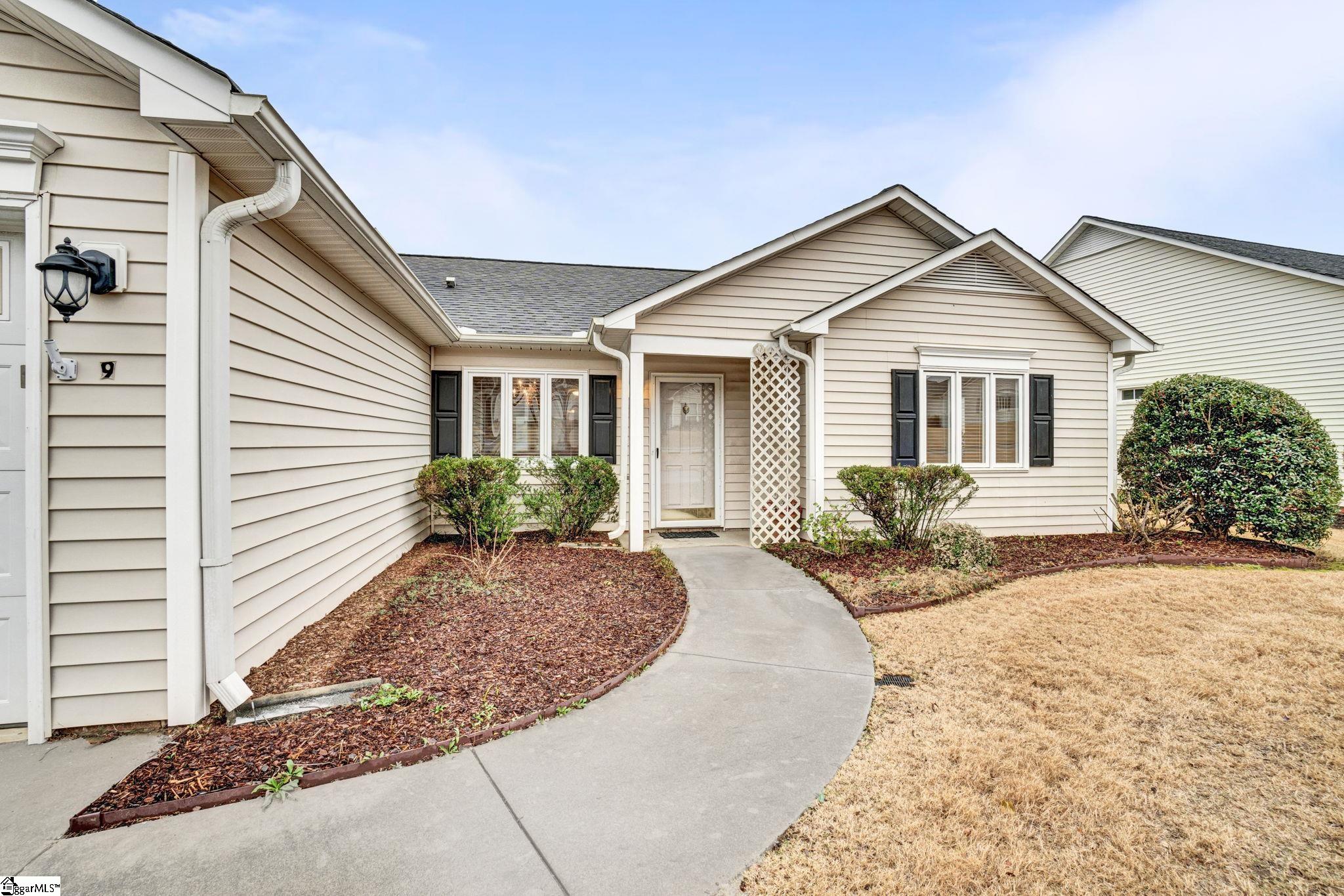 9 Stone Meadow Road Greenville, SC 29615 - Photo 3 of 43