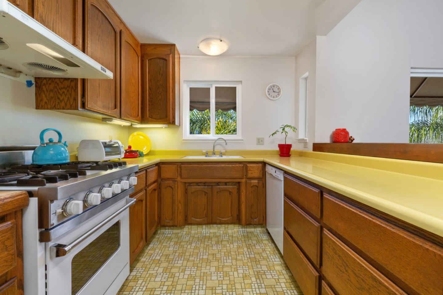 479 Sims Road Santa Cruz, CA 95060 - Photo 17 of 35 Gallery Image 17