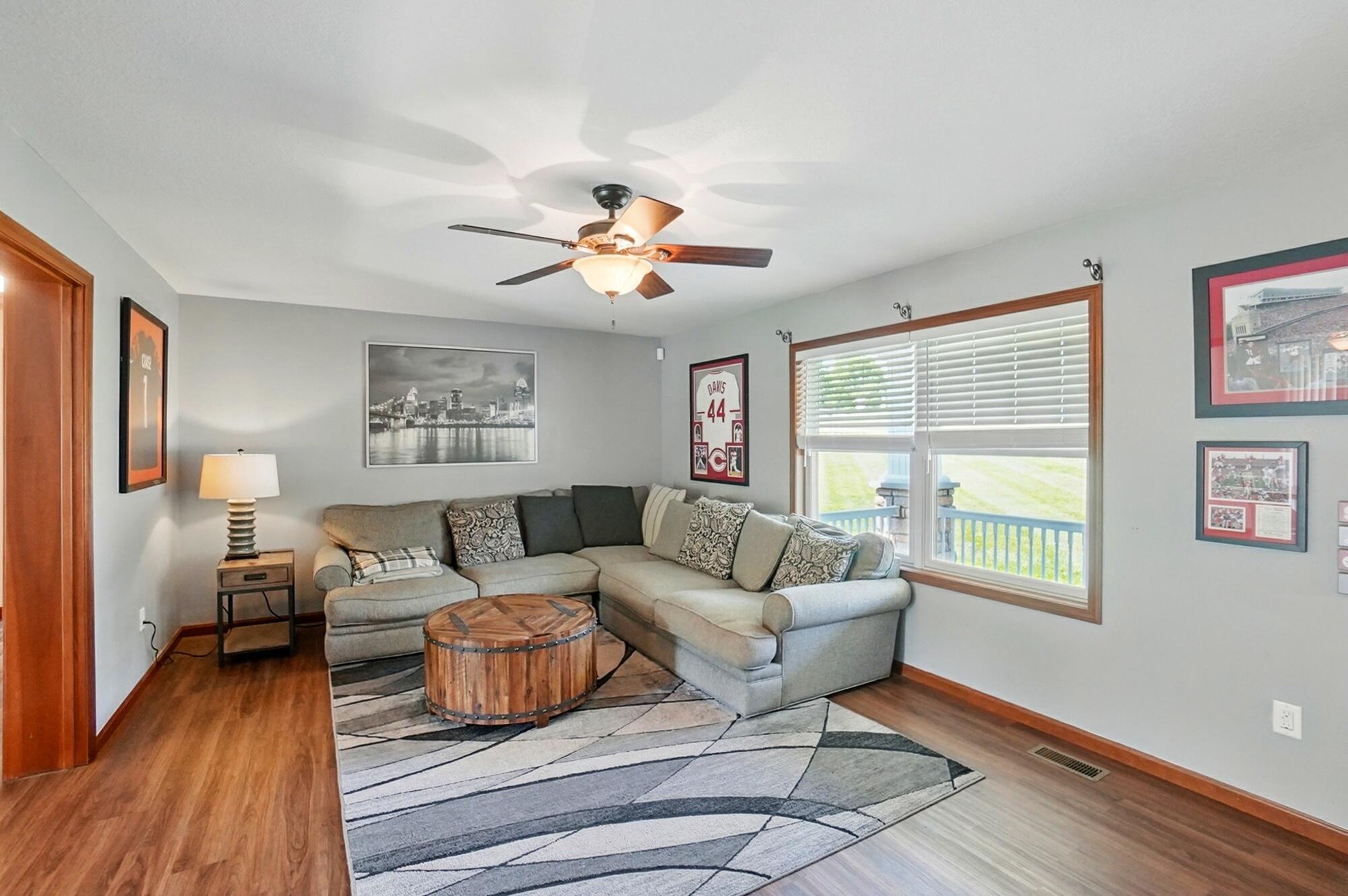 712 Vale Road Springfield, OH 45504 - Photo 7 of 36