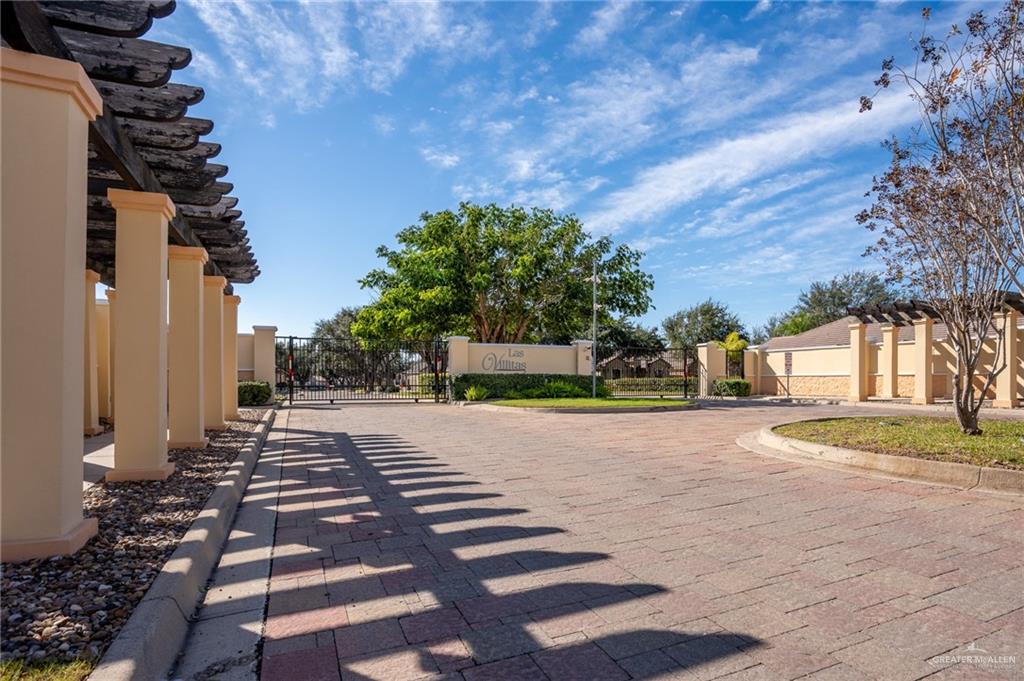 500 East El Rancho Avenue, Unit 26 McAllen, TX 78503 - Photo 26 of 27 a view of a street with houses on both side