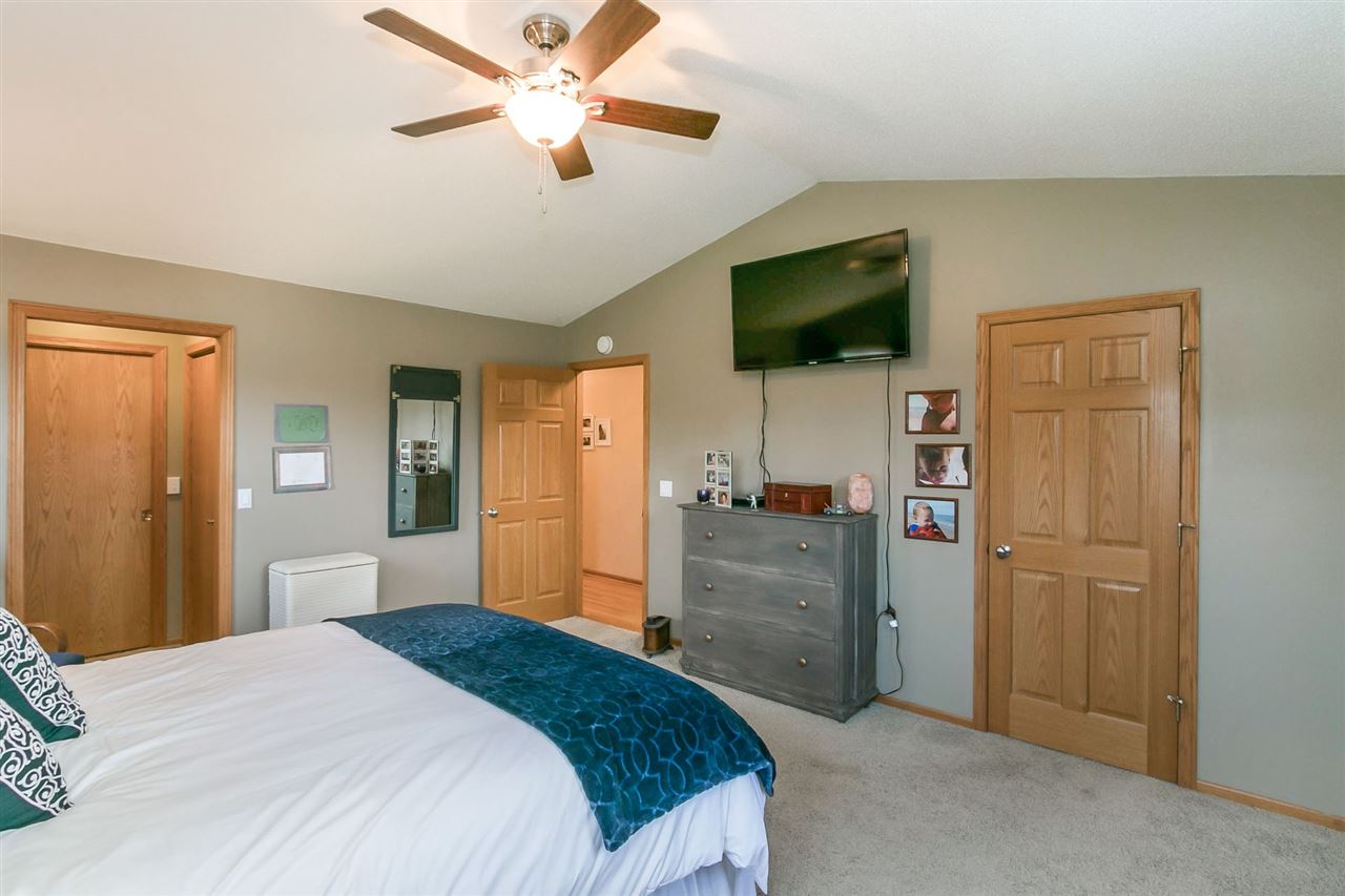 3824 Eagle Road Northeast Solon, IA 52333 - Photo 17 of 36 Gallery Image 17