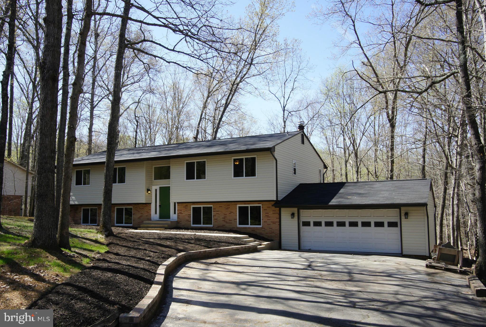 8058 Stillbrooke Road Manassas, VA 20112 - Photo 1 of 27 Exterior (Front)