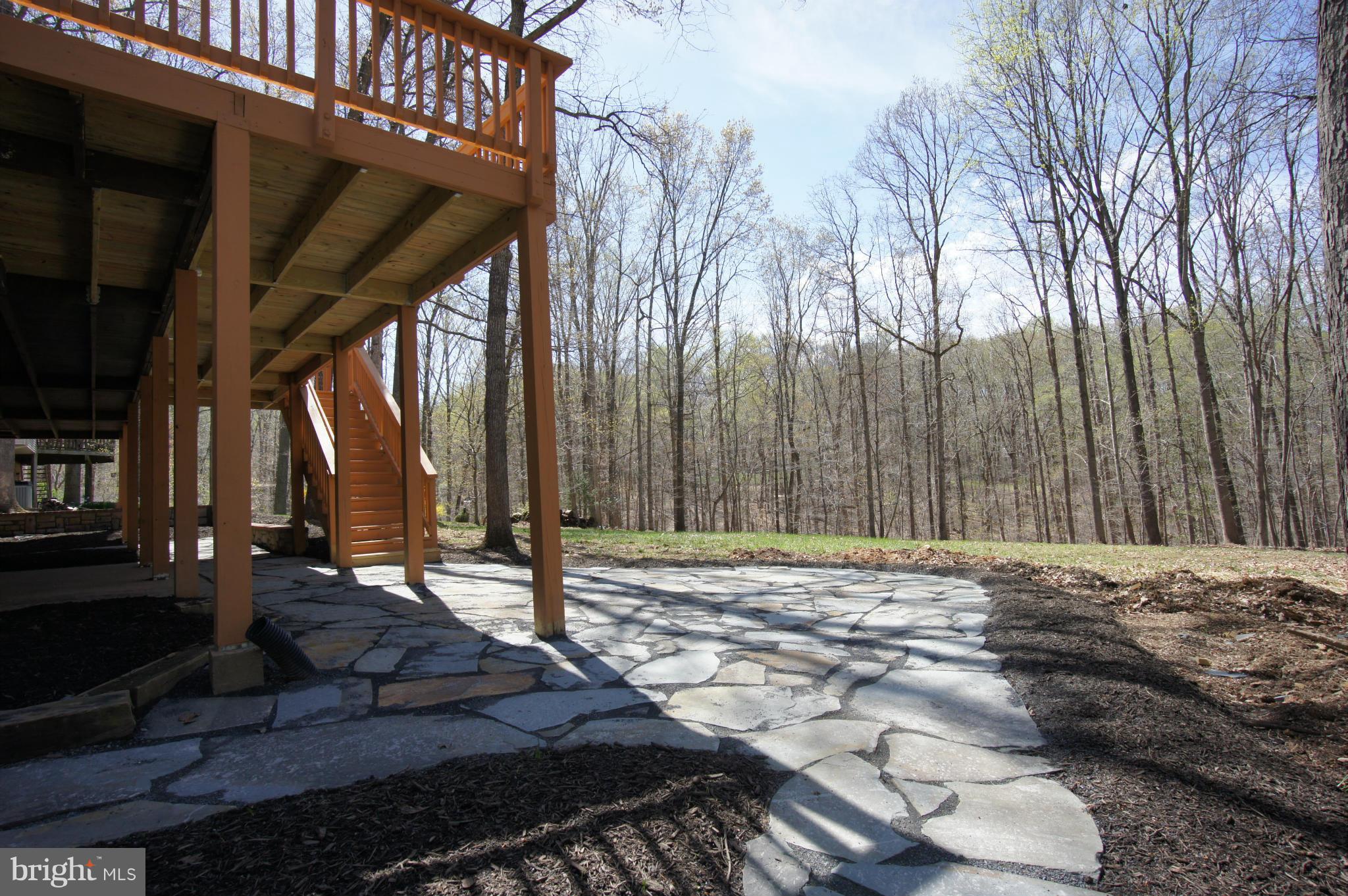 8058 Stillbrooke Road Manassas, VA 20112 - Photo 23 of 27 Exterior (Rear)