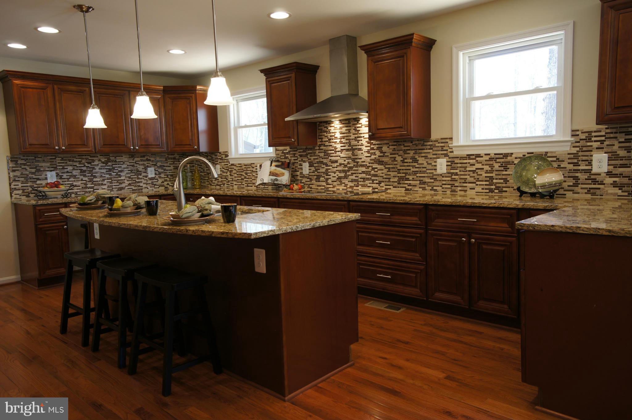 8058 Stillbrooke Road Manassas, VA 20112 - Photo 5 of 27 Kitchen