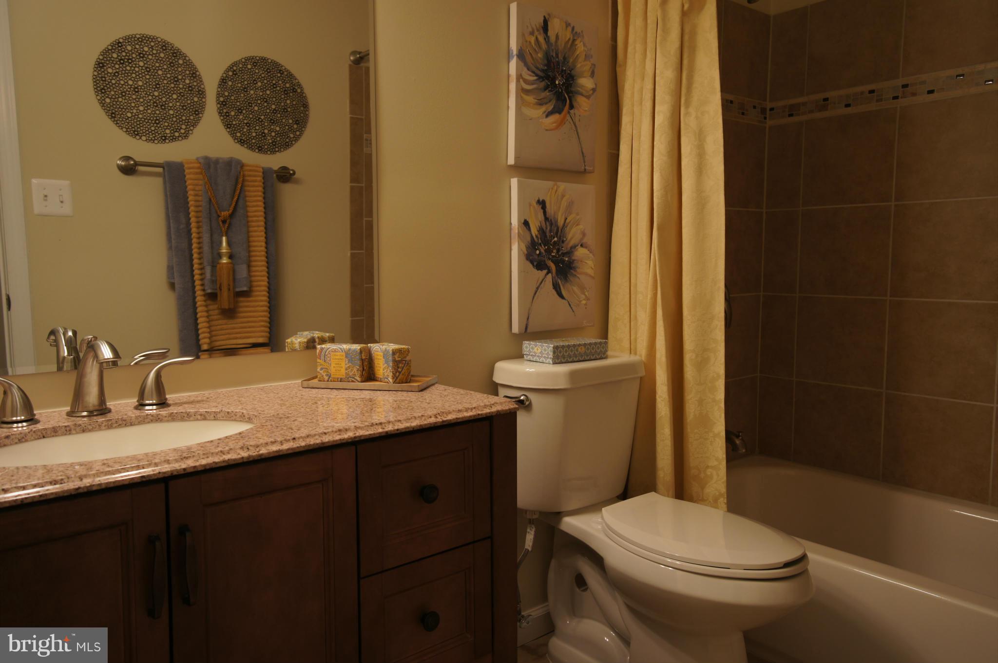 8058 Stillbrooke Road Manassas, VA 20112 - Photo 9 of 27 Bath