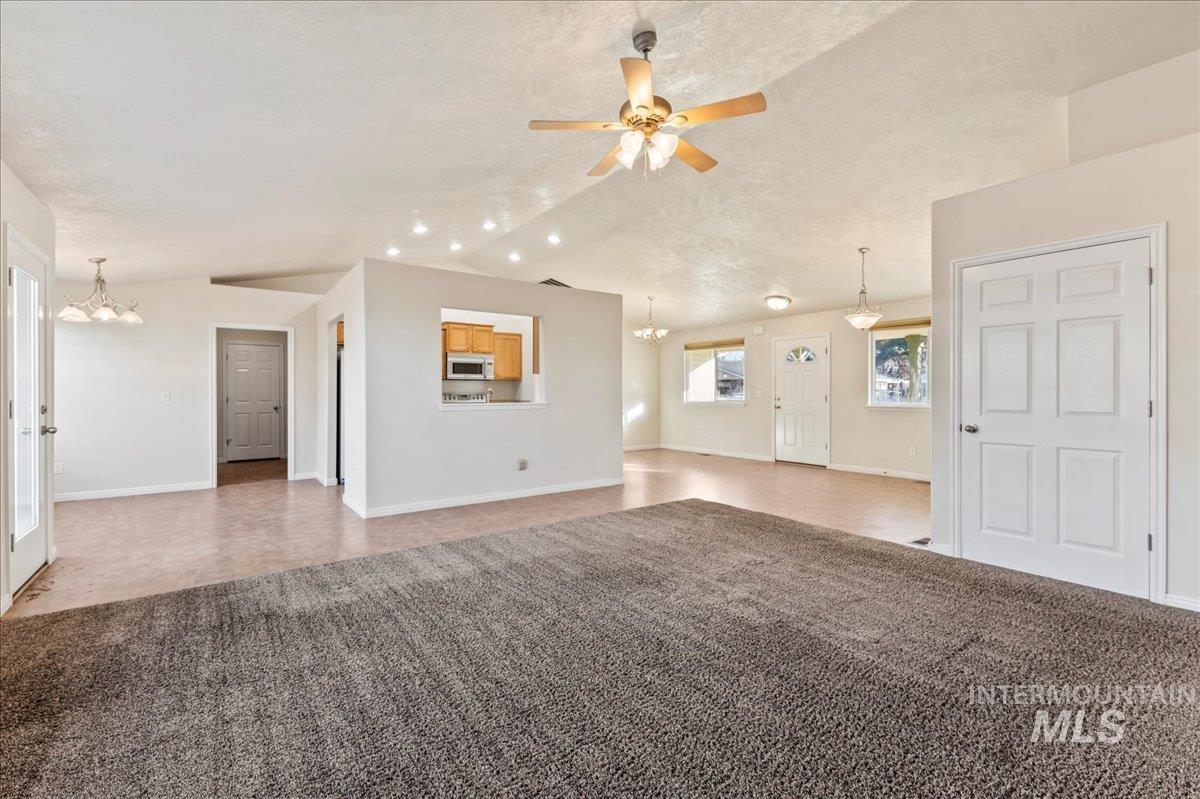 1119 Williams Road Emmett, ID 83617 - Photo 5 of 24