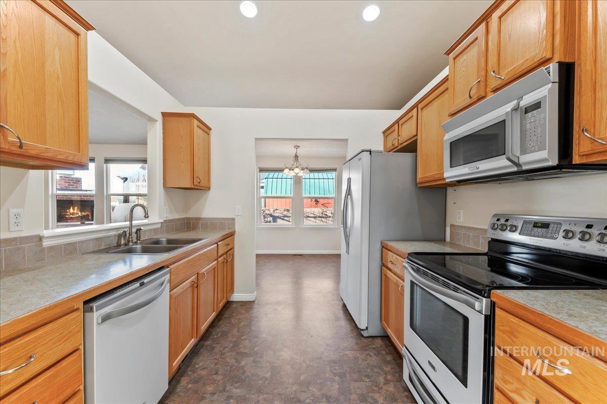 1119 Williams Road Emmett, ID 83617 - Photo 6 of 24