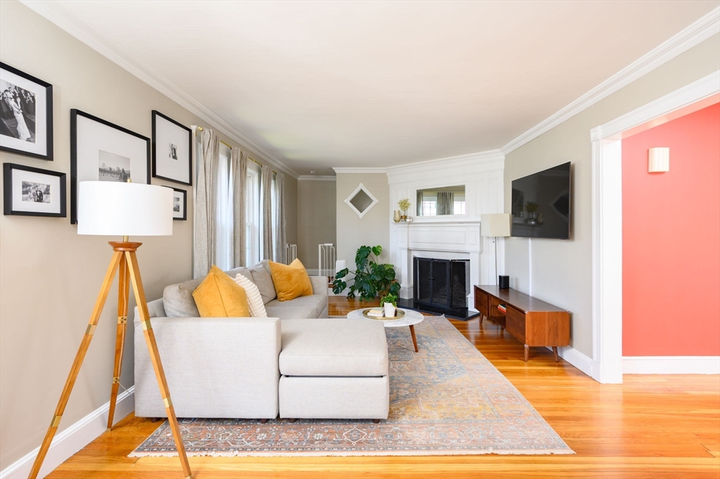 28 Audubon Road Milton, MA 02186 - Photo 4 of 35 Gallery Image 4
