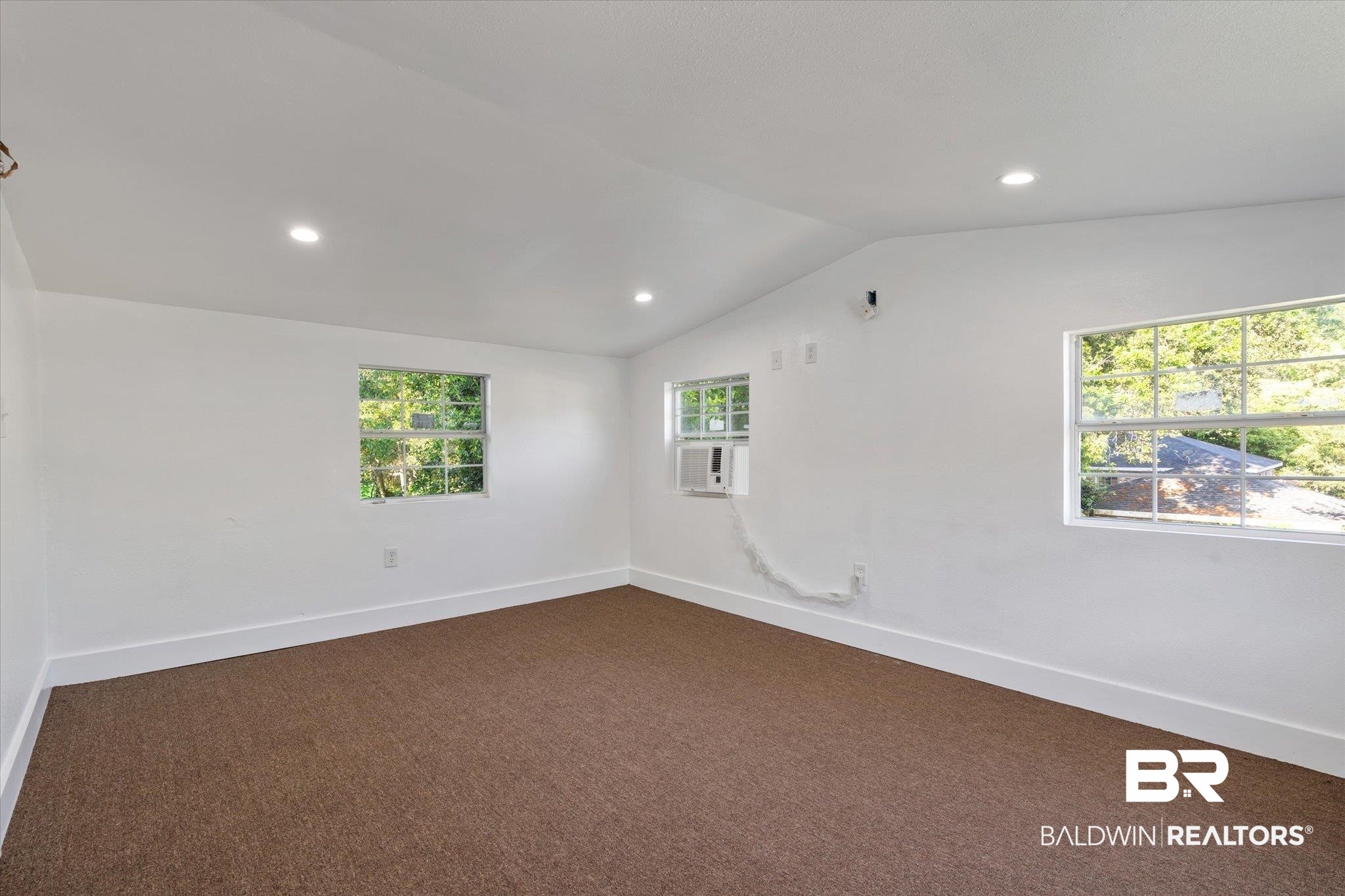 26 South Street Mobile, AL 36606 - Photo 15 of 22
