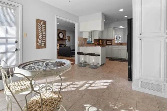 $529,500 | 2002 Harwell Street, Grapevine, TX 76051