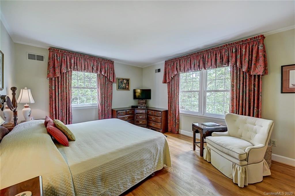 3611 Providence Road Charlotte, NC 28211 - Photo 17 of 32 Gallery Image 17