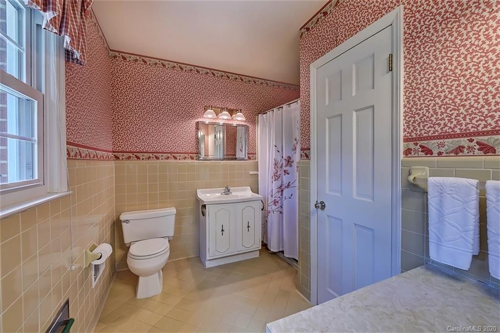 3611 Providence Road Charlotte, NC 28211 - Photo 18 of 32 Gallery Image 18